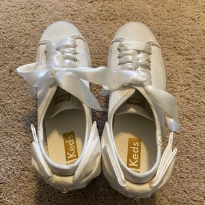 Bow back satin lace Keds sneakers